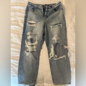 NWT - American Eagle distressed jeans